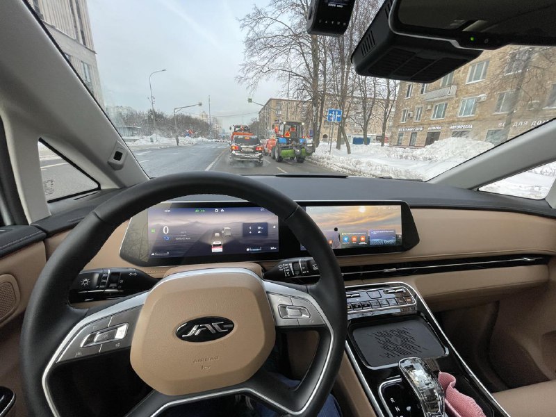 Обзор китайского минивэна JAC RF8: опыт владельца и впечатления Обзор китайского минивэна JAC RF8: опыт владельца и впечатления