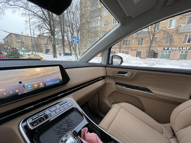 Обзор китайского минивэна JAC RF8: опыт владельца и впечатления Обзор китайского минивэна JAC RF8: опыт владельца и впечатления