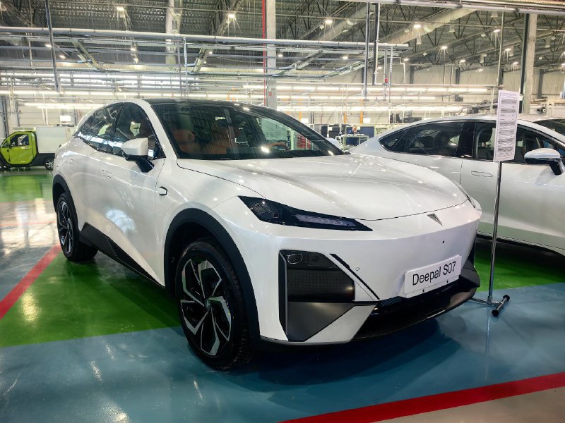 На калининградском автозаводе началась сборка роскошных моделей Changan Deepal для российского рынка