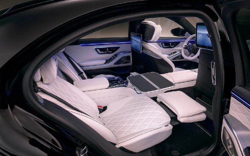 Mercedes-Benz представил обновленный S-Class.
