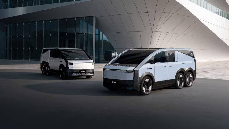 Новый автомобиль Xpeng Aridge представлен в трех уникальных цветовых решениях Новый автомобиль Xpeng Aridge представлен в трех уникальных цветовых решениях