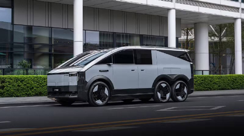 Новый автомобиль Xpeng Aridge представлен в трех уникальных цветовых решениях Новый автомобиль Xpeng Aridge представлен в трех уникальных цветовых решениях