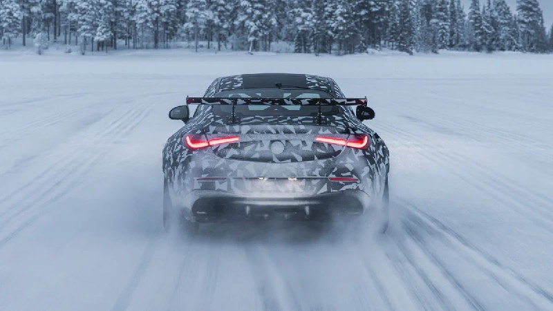 Новая высшая категория Mercedes-AMG: экстремальный спорткар в серии Mythos Новая высшая категория Mercedes-AMG: экстремальный спорткар в серии Mythos