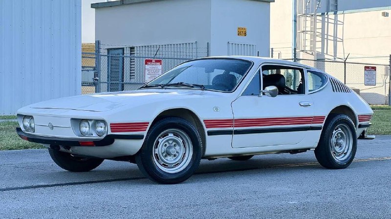 Редкий спортивный автомобиль Volkswagen SP2 с минимальным пробегом продается за крупную сумму Редкий спортивный автомобиль Volkswagen SP2 с минимальным пробегом продается за крупную сумму