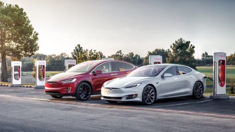 Tesla планирует завершить выпуск электромобилей Model S и Model X ради производства роботов-андроидов Tesla планирует завершить выпуск электромобилей Model S и Model X ради производства роботов-андроидов