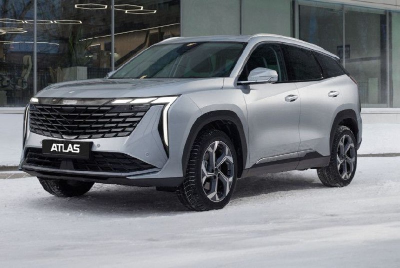 Обновление линейки Geely Atlas в России: меньший двигатель и возвращение переднего привода Обновление линейки Geely Atlas в России: меньший двигатель и возвращение переднего привода