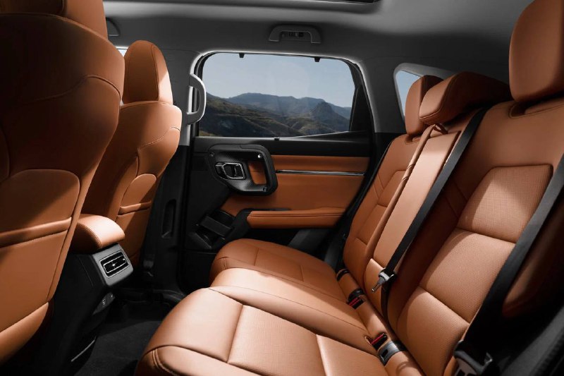Обновленный Haval H7 представлен на российском рынке: новые технологии и улучшения