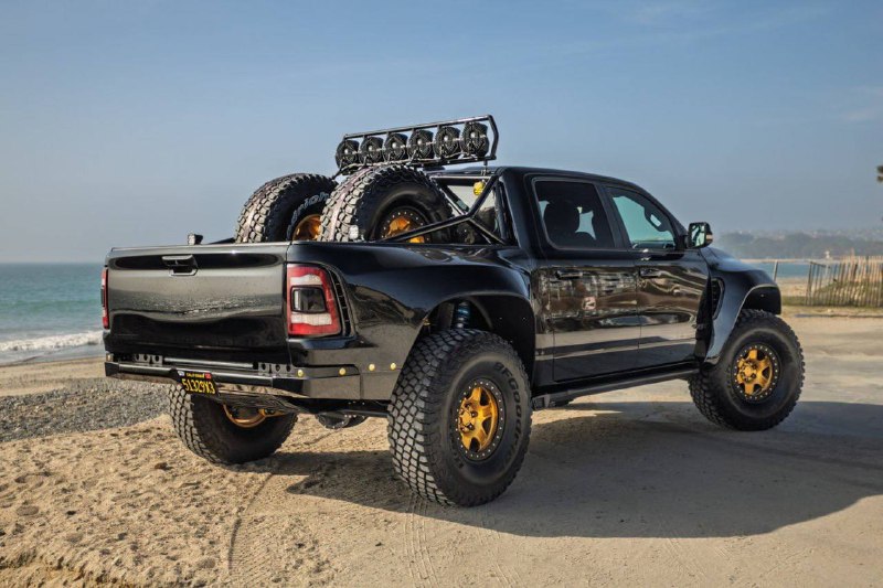 Уникальный пикап Ram 1500 TRX Джона Сины выставлен на продажу за $265 000