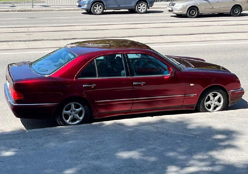 Отзыв о Mercedes E-Class 1998 года: «Есть машины, которые хочется поменять через год-два. Отзыв о Mercedes E-Class 1998 года: «Есть машины, которые хочется поменять через год-два.