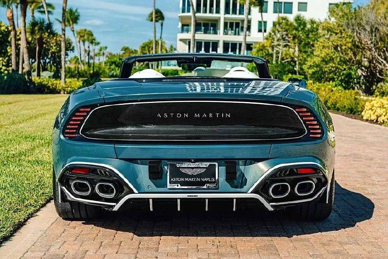 Эксклюзивный кабриолет Aston Martin Vanquish Volante Wave Edition, вдохновленный Флоридой Эксклюзивный кабриолет Aston Martin Vanquish Volante Wave Edition, вдохновленный Флоридой