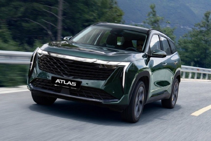 Возвращение Geely Atlas с новым передним приводом и обновленным мотором в России Возвращение Geely Atlas с новым передним приводом и обновленным мотором в России
