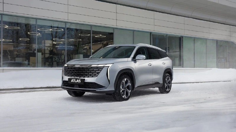 Возвращение Geely Atlas с новым передним приводом и обновленным мотором в России Возвращение Geely Atlas с новым передним приводом и обновленным мотором в России