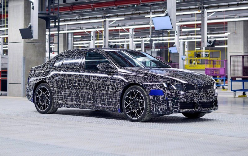 BMW начал массовое производство нового поколения электромобилей i3 в Мюнхене BMW начал массовое производство нового поколения электромобилей i3 в Мюнхене