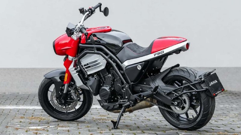 Чешская Jawa показала один из самых мощных мотоциклов в линейкеJawa 730 Twin сочетает классический дизайн с современными технологиями и станет одной из самых мощных серийных Jawa.Производство 730 Twin наладят на заводе в Чехии.