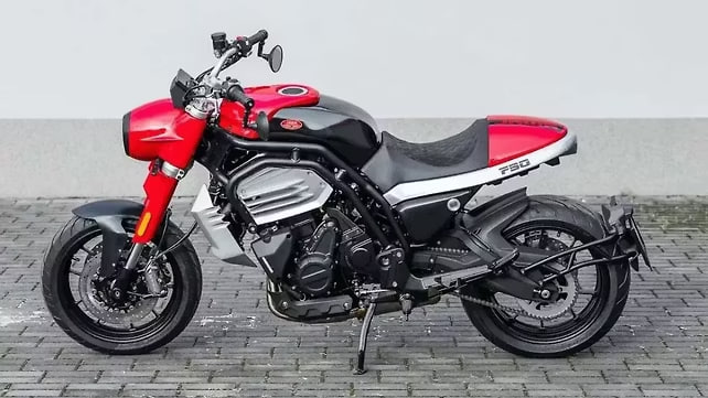Чешская Jawa показала один из самых мощных мотоциклов в линейкеJawa 730 Twin сочетает классический дизайн с современными технологиями и станет одной из самых мощных серийных Jawa.Производство 730 Twin наладят на заводе в Чехии.
