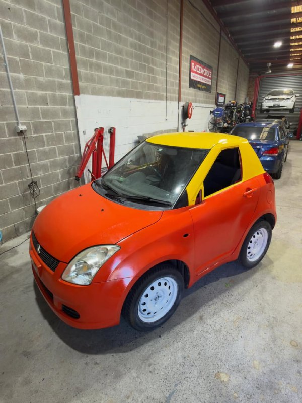 Автоблогер создал миниатюрную игровую машину из Suzuki Swift