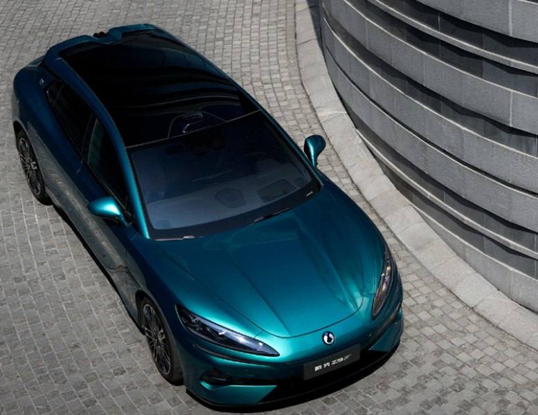 Представлена новая электромодель универсала Denza Z9 GT от BYD Представлена новая электромодель универсала Denza Z9 GT от BYD