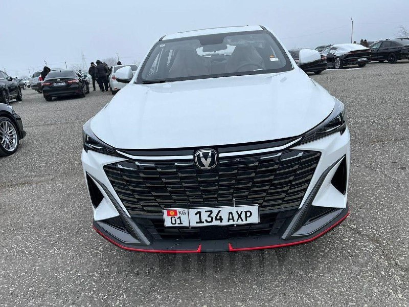 Changan анонсировал в России продажи кроссовера CS35 Max, назвав его третьим поколением 35-й модели. Changan анонсировал в России продажи кроссовера CS35 Max, назвав его третьим поколением 35-й модели.