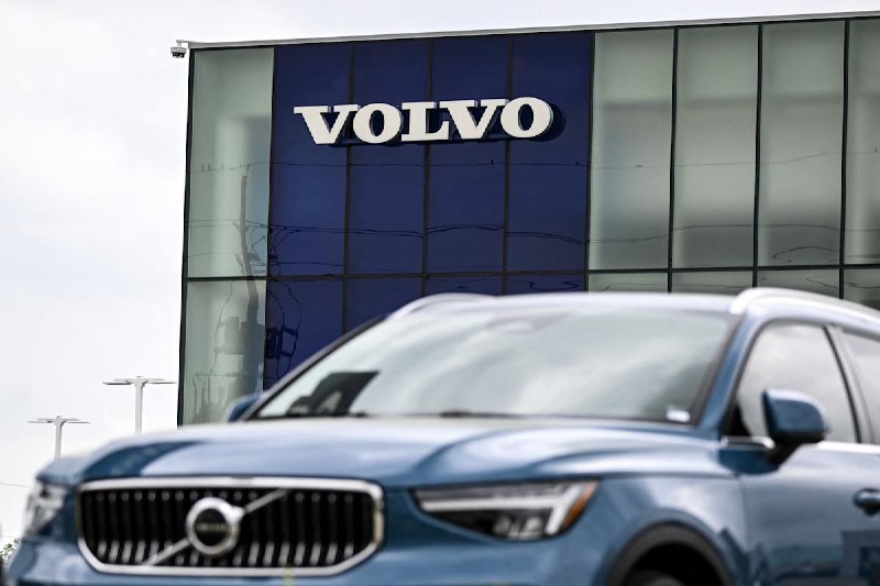 Акции Volvo Cars упали на 22% после снижения прибыли и финансовых трудностей Акции Volvo Cars упали на 22% после снижения прибыли и финансовых трудностей