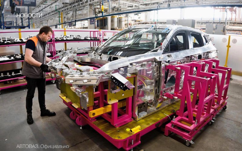 АвтоВАЗ представил детали производства нового автомобиля Lada Azimut АвтоВАЗ представил детали производства нового автомобиля Lada Azimut