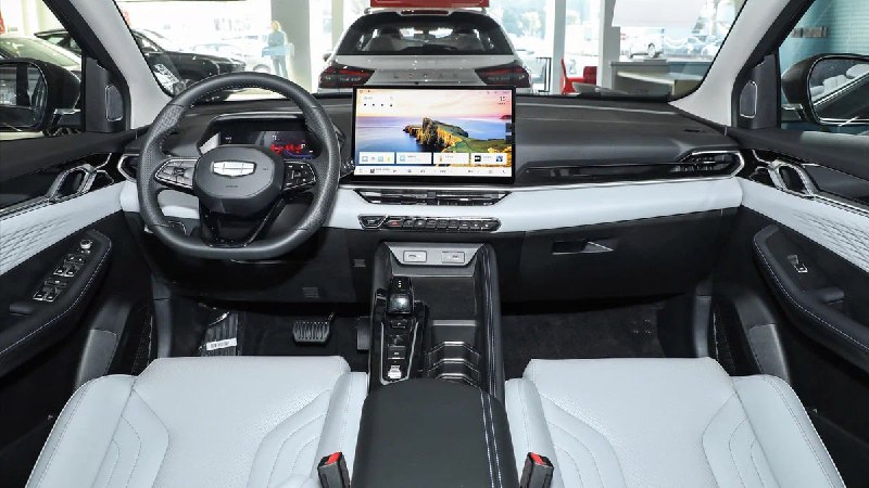 Обновленный Geely Coolray планируется вернуться на российский рынок в 2026 году Обновленный Geely Coolray планируется вернуться на российский рынок в 2026 году