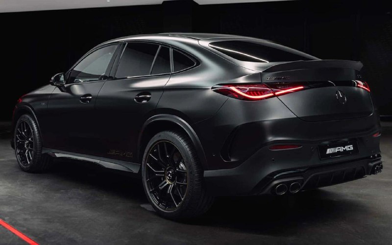 Представлен обновленный Mercedes-AMG GLC 53Модель получила мощный шестицилиндровый двигатель V6, в отличие от прошлых четырехцилиндровых версий (43 и 63), сообщил Motor1. Представлен обновленный Mercedes-AMG GLC 53Модель получила мощный шестицилиндровый двигатель V6, в отличие от прошлых четырехцилиндровых версий (43 и 63), сообщил Motor1.