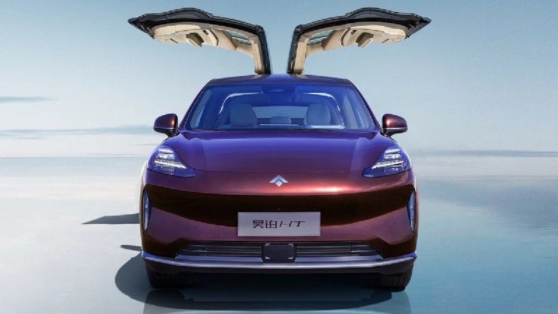 В Россию поступит уникальный электрический кросс-купе Hyptec HT с инновационными дверьми