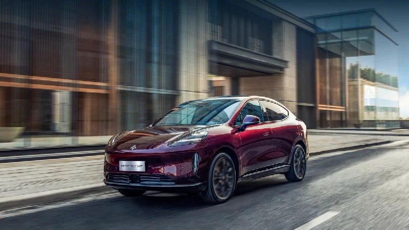 В Россию поступит уникальный электрический кросс-купе Hyptec HT с инновационными дверьми