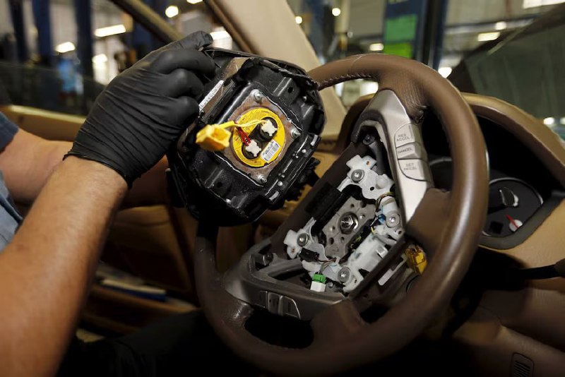 В США проводится масштабный отзыв автомобилей Dodge, Jeep и Chrysler из-за опасных подушек безопасности В США проводится масштабный отзыв автомобилей Dodge, Jeep и Chrysler из-за опасных подушек безопасности