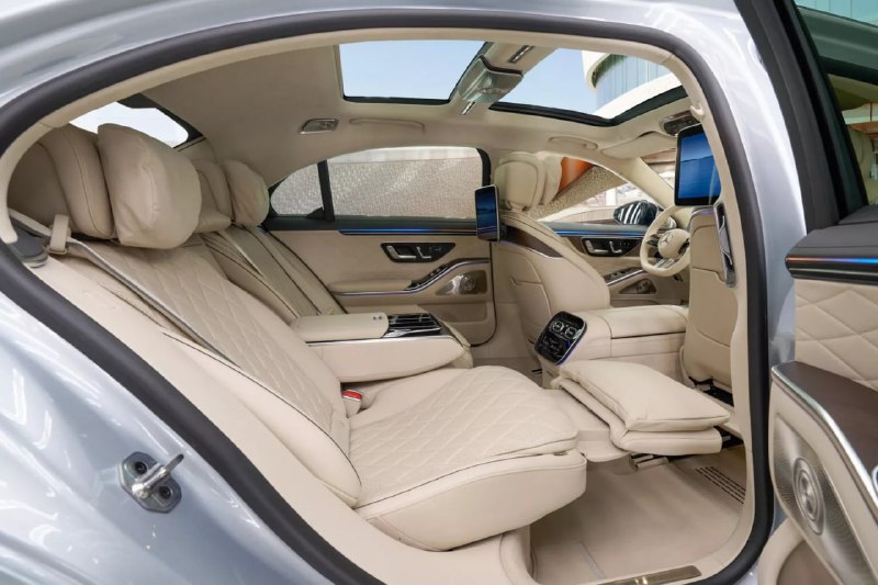 Обновленное поколение Mercedes S-Class: без революционных инноваций и с возвращением классики Обновленное поколение Mercedes S-Class: без революционных инноваций и с возвращением классики