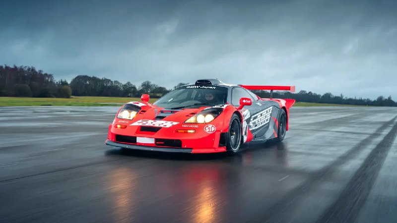 Первый победный McLaren F1 GTR Longtail пустят с молотка — за эксклюзив хотят выручить 21 миллион долларов.Это один из всего 10 построенных McLaren F1 GTR Longtail и первый их них, который одержал победу в полноценной гонке. Первый победный McLaren F1 GTR Longtail пустят с молотка — за эксклюзив хотят выручить 21 миллион долларов.Это один из всего 10 построенных McLaren F1 GTR Longtail и первый их них, который одержал победу в полноценной гонке.