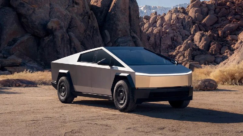 Tesla представила более доступную версию электропикапа Cybertruck