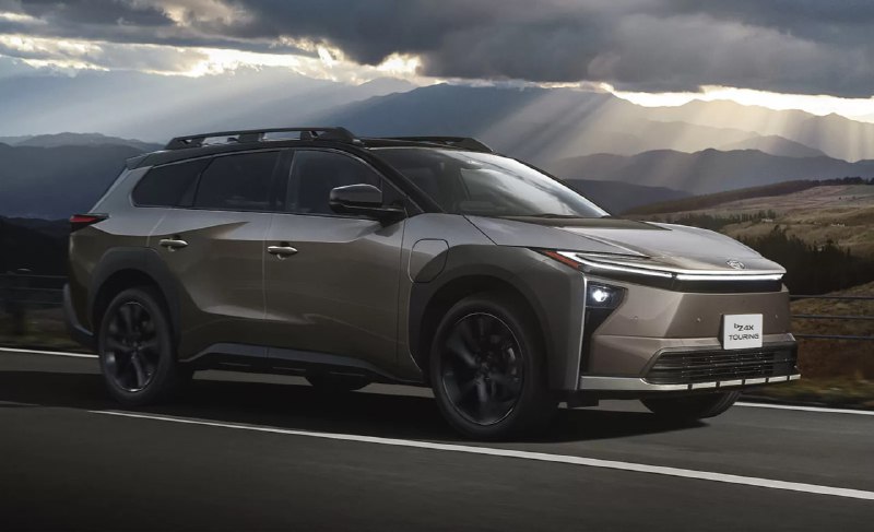 Новый электромобиль Toyota bZ4X Touring дебютировал в Японии Новый электромобиль Toyota bZ4X Touring дебютировал в Японии