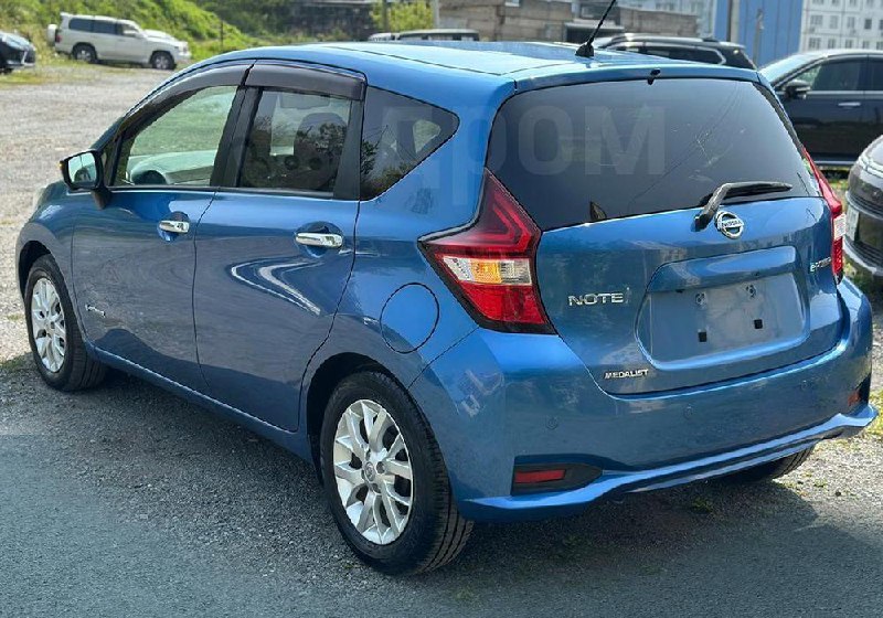 Преимущества и недостатки гибридного Nissan Note второго поколения: опыт владельца Преимущества и недостатки гибридного Nissan Note второго поколения: опыт владельца
