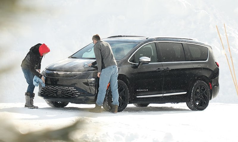 Обновлённый минивэн Chrysler Pacifica: первые фото и подробности</title> Обновлённый минивэн Chrysler Pacifica: первые фото и подробности</title>