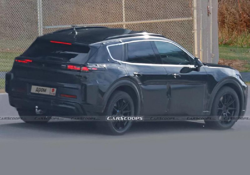 Porsche возвращается к двигателям V8 в новом флагманском кроссовере Porsche возвращается к двигателям V8 в новом флагманском кроссовере