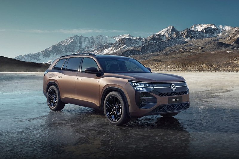 В России начались продажи обновленного внедорожника Volkswagen Teramont Pro 2026 года В России начались продажи обновленного внедорожника Volkswagen Teramont Pro 2026 года