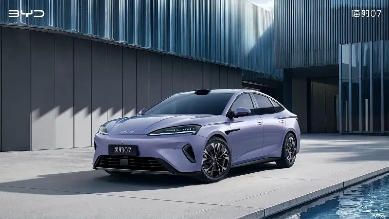 Новый электроседан BYD Seal 07 с дальностью до 705 км Новый электроседан BYD Seal 07 с дальностью до 705 км