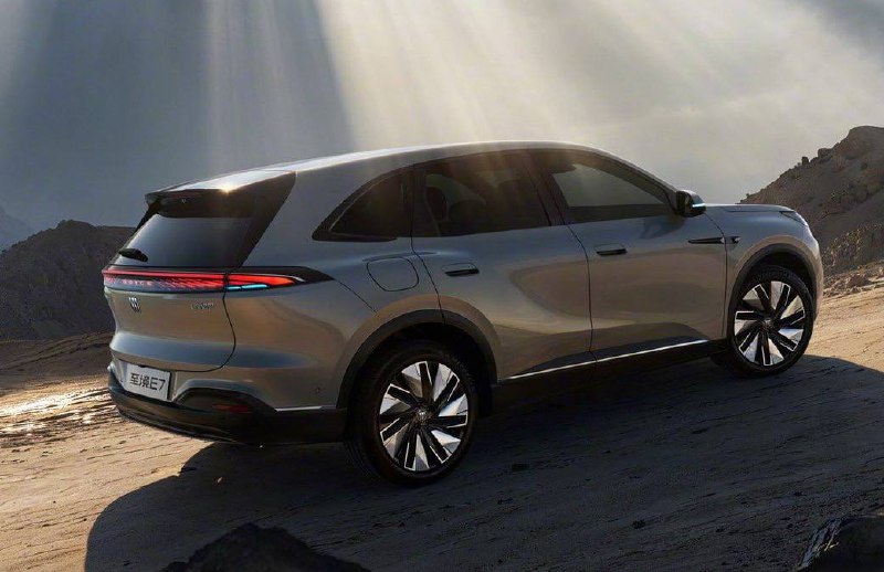 Новый гибридный кроссовер Buick Electra E7: инновационный дизайн и передовые технологии Новый гибридный кроссовер Buick Electra E7: инновационный дизайн и передовые технологии