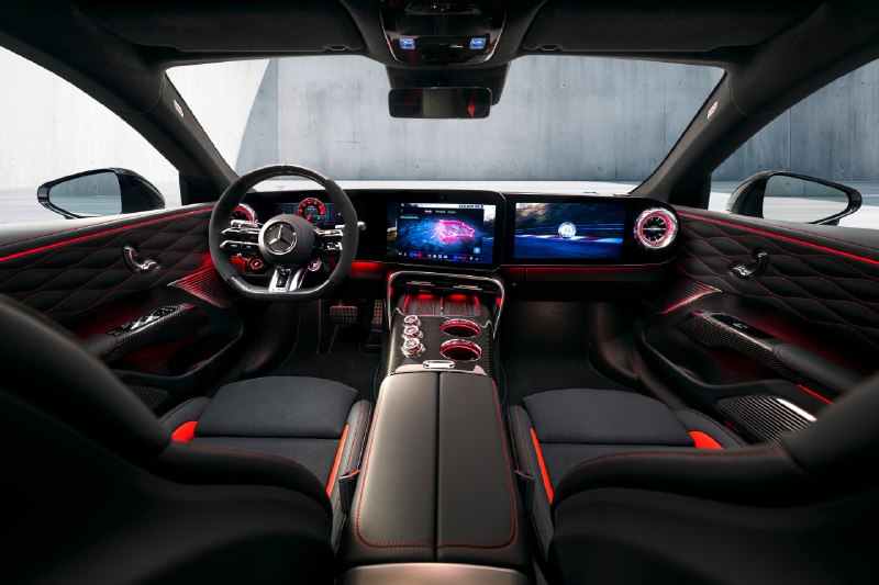 Новый интерьер электрического суперкара Mercedes-Benz AMG GT Новый интерьер электрического суперкара Mercedes-Benz AMG GT