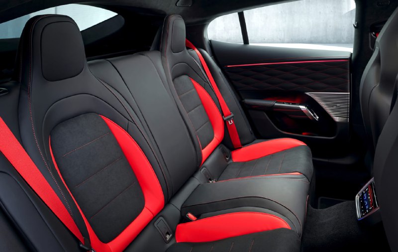 Предварительный обзор интерьера и характеристик нового Mercedes-AMG GT 4-дверный купе Предварительный обзор интерьера и характеристик нового Mercedes-AMG GT 4-дверный купе