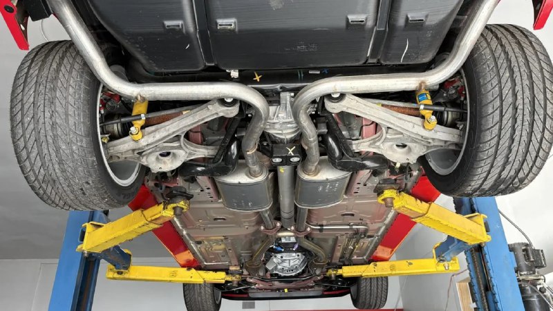 Продажа редкого Ford Mustang SVT Cobra 2003 за рекордную сумму на аукционе