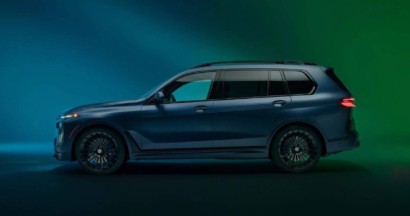 Alpina представила ограниченную версию мощного кроссовера BMW XB7 Manufaktur