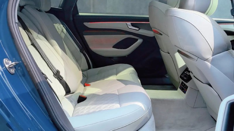 Новая удлинённая версия Audi A6L представлена в Китае Новая удлинённая версия Audi A6L представлена в Китае