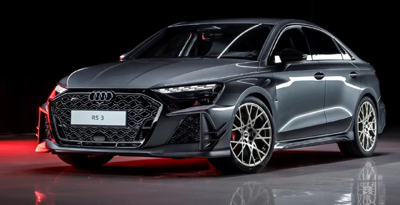 Новая лимитированная версия Audi RS 3 с регулируемой подвеской и мощностью 400 л.с. Новая лимитированная версия Audi RS 3 с регулируемой подвеской и мощностью 400 л.с.