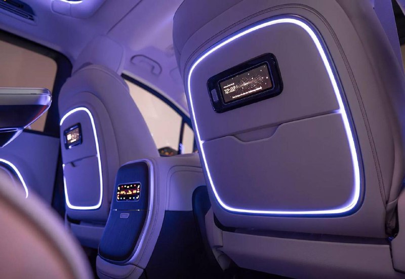 Mercedes-Benz представил электрический минивэн VLE на новой платформе VAN.EA