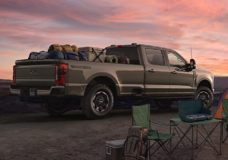 Обновление моделей Ford Super Duty: возможность установки 35-дюймовых шин с завода и новые опции для эксплуатации в сложных условиях