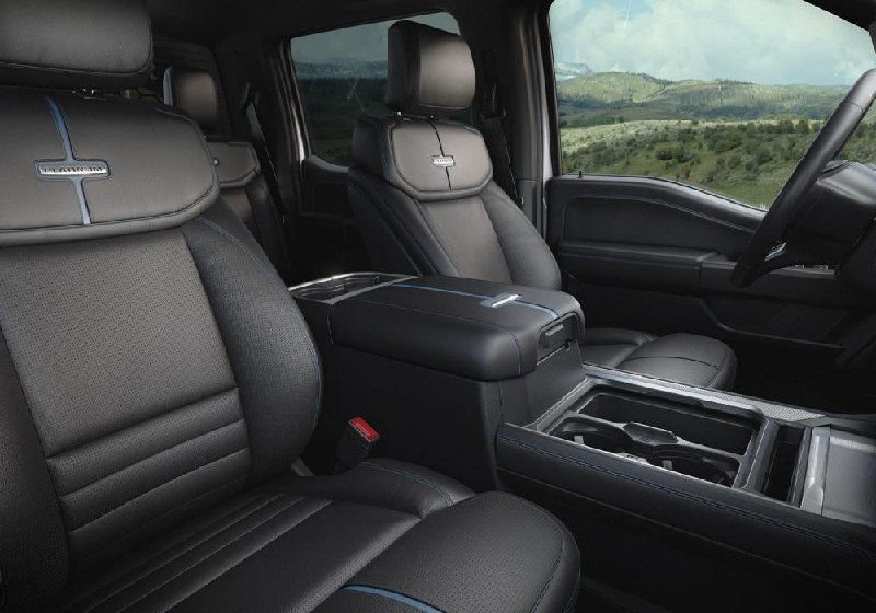 Обновление моделей Ford Super Duty: возможность установки 35-дюймовых шин с завода и новые опции для эксплуатации в сложных условиях