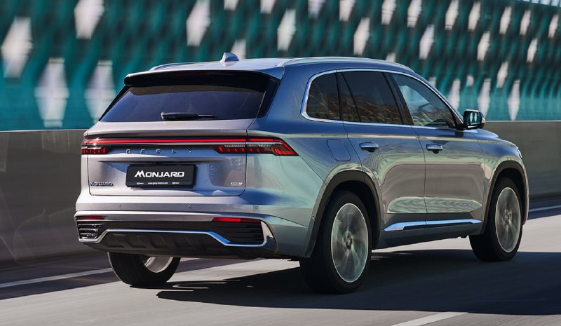 Geely обновила базовый Monjaro в РоссииБазовая комплектация Luxury получила расширенное оснащение и новые системы безопасности.