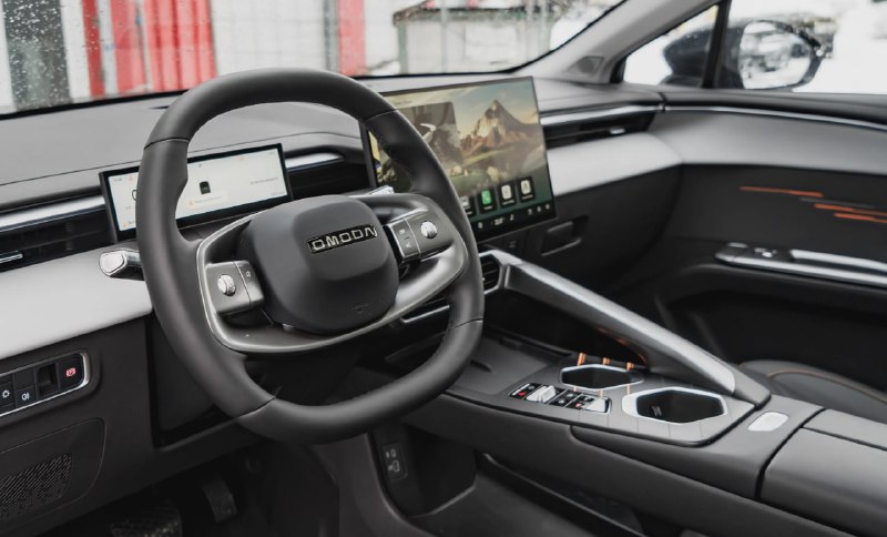 В России поступили в продажу обновленные кроссоверы Omoda C5